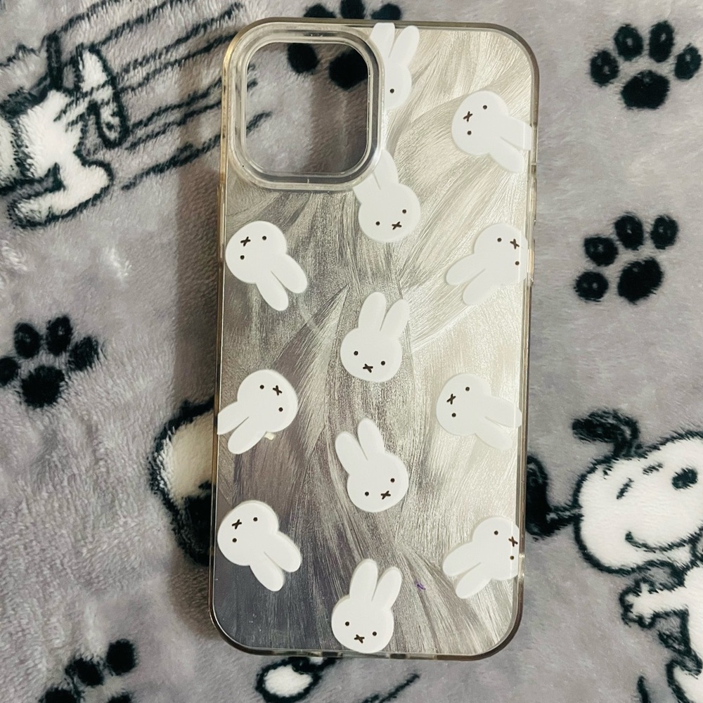 Miffy iPhone 12/12 Pro Case Preloved 🤍🤍🤍